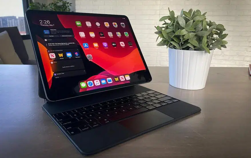 iPad is able to replace laptop computers